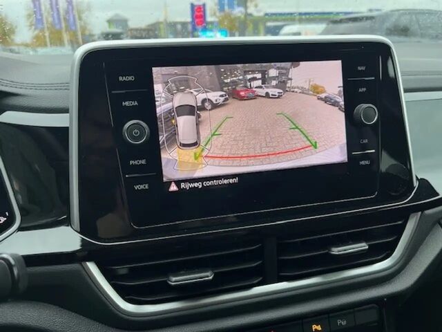 Фольксваген Ті-Рок 2025 у Європі на Automoto.ua Чорний Фольксваген Ті-Рок, об'ємом двигуна 1.5 л та пробігом 26 тис. км за 43671 $, фото 5 на Automoto.ua