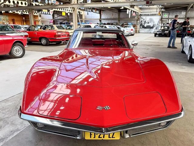 Шевроле Корвет 1969 в Европе на Automoto.ua Красный Шевроле Корвет, объемом двигателя 5.7 л и пробегом 6 тыс. км за 34818 $, фото 1 на Automoto.ua