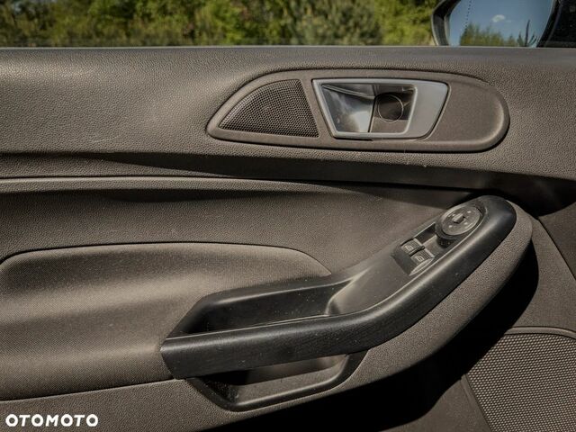 Форд Фиеста, объемом двигателя 1.24 л и пробегом 82 тыс. км за 6458 $, фото 11 на Automoto.ua
