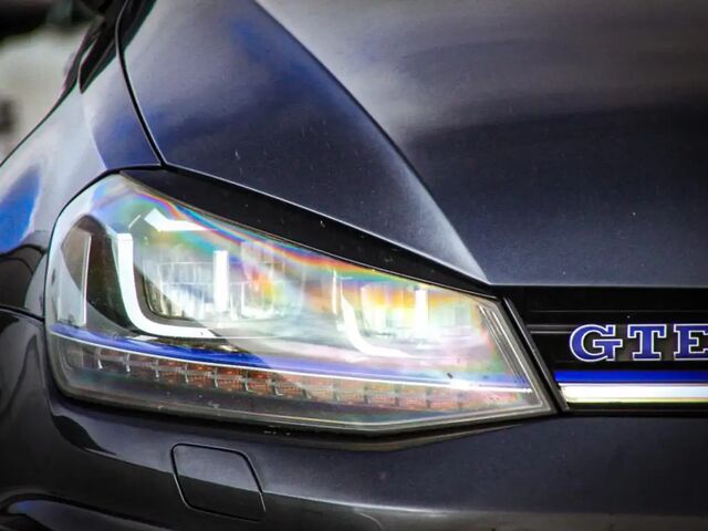 Фольксваген Гольф 2015 у Європі на Automoto.ua Сірий Фольксваген Гольф, об'ємом двигуна 1.4 л та пробігом 263 тис. км за 14424 $, фото 5 на Automoto.ua