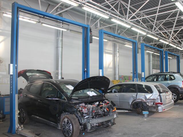 Автосалон "Универсал-Авто" в Киеве на Automoto.ua Купить новое авто в Киеве в автосалоне "Универсал-Авто" | Фото 10 на Automoto.ua