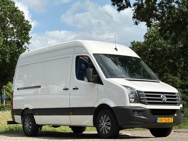 Фольксваген Крафтер 2015 в Европе на Automoto.ua Белый Фольксваген Крафтер, объемом двигателя 1.97 л и пробегом 255 тыс. км за 12448 $, фото 1 на Automoto.ua