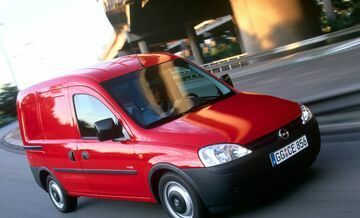 Опель Комбо вант.-пас., Фургон 2001 - 2005 Van 1.3 CDTI MT (70 Hp)