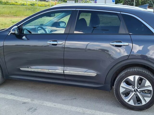 Кіа Niro, об'ємом двигуна 0 л та пробігом 48 тис. км за 26674 $, фото 5 на Automoto.ua