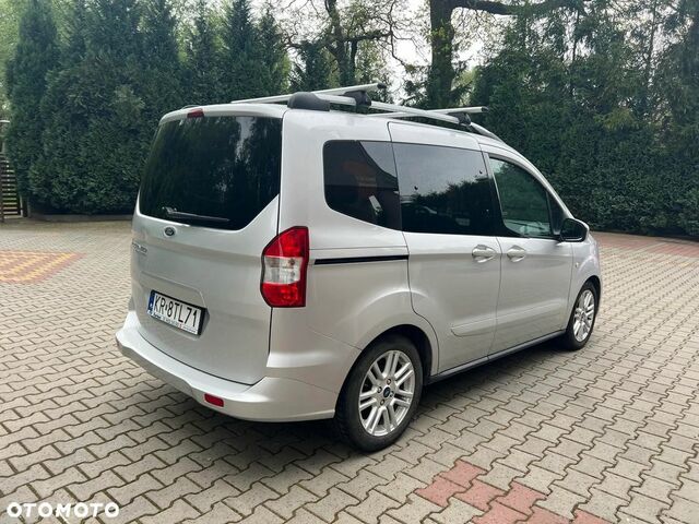 Форд Tourneo Courier, об'ємом двигуна 1.5 л та пробігом 44 тис. км за 13715 $, фото 6 на Automoto.ua