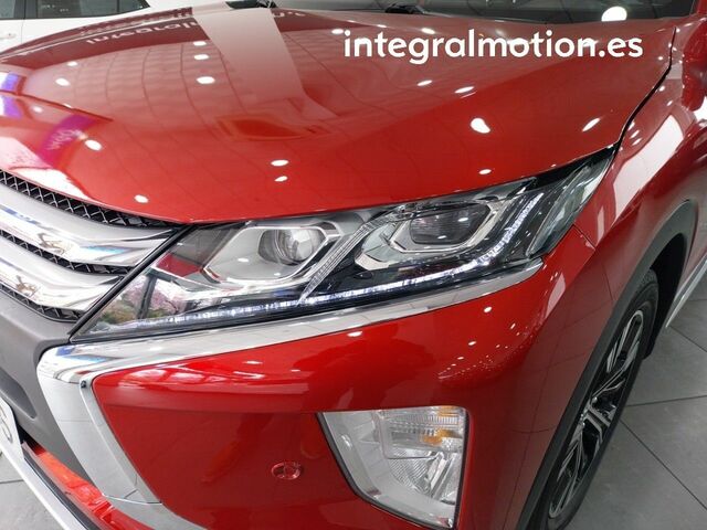 Мицубиси Eclipse Cross 2020 в Европе на Automoto.ua Красный Мицубиси Eclipse Cross, объемом двигателя 1.5 л и пробегом 29 тыс. км за 25795 $, фото 26 на Automoto.ua
