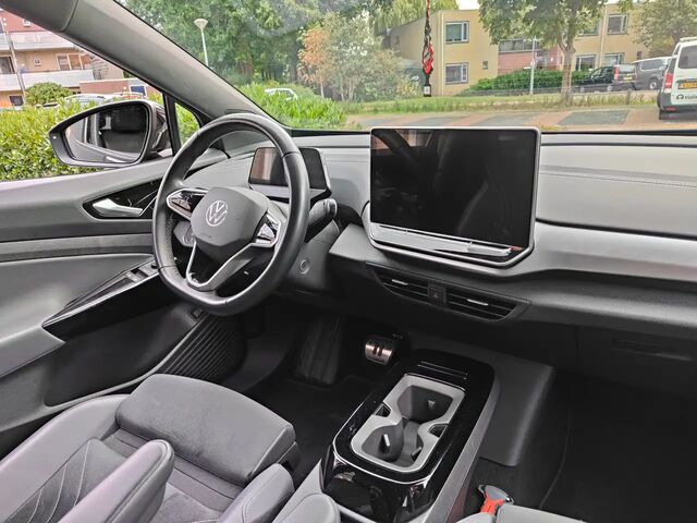 Фольксваген ID.4 2024 в Европе на Automoto.ua Черный Фольксваген ID.4, объемом двигателя 0 л и пробегом 30 тыс. км за 40246 $, фото 4 на Automoto.ua