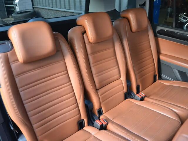 Фольксваген Туран 2017 у Європі на Automoto.ua Чорний Фольксваген Туран, об'ємом двигуна 1.4 л та пробігом 181 тис. км за 20909 $, фото 11 на Automoto.ua