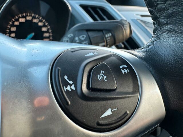 Форд Сі-Макс 2015 у Європі на Automoto.ua Білий Форд Сі-Макс, об'ємом двигуна 1 л та пробігом 81 тис. км за 7990 $, фото 28 на Automoto.ua