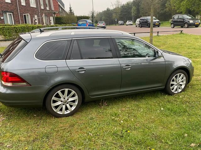 Фольксваген Гольф 2011 у Європі на Automoto.ua Сірий Фольксваген Гольф, об'ємом двигуна 1.2 л та пробігом 280 тис. км за 5264 $, фото 8 на Automoto.ua