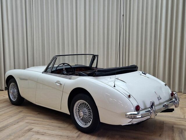 Белый austin healey Другая, объемом двигателя 2.91 л и пробегом 24 тыс. км за 38072 $, фото 6 на Automoto.ua