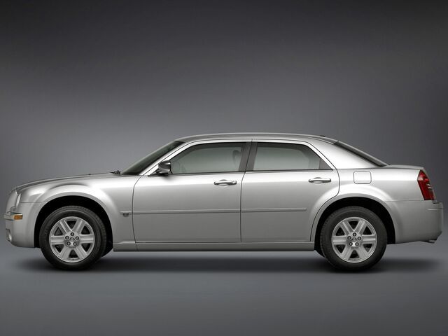 Крайслер 300, Седан 2004 - н.в. 2.7 i V6 24V