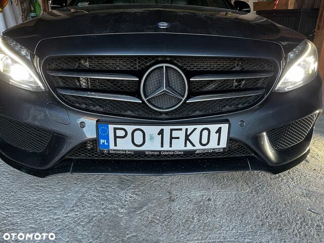 Мерседес Ц-Клас 2015 у Європі на Automoto.ua Мерседес Ц-Клас, об'ємом двигуна 2.14 л та пробігом 189 тис. км за 79500 $, фото 35 на Automoto.ua