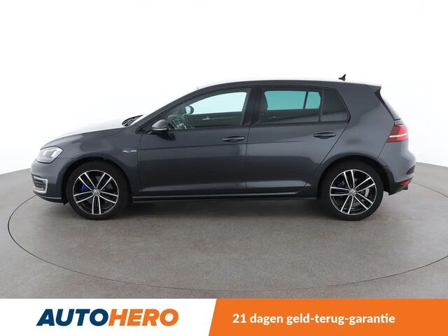 Фольксваген Golf GTE 2015 у Європі на Automoto.ua Сірий Фольксваген Golf GTE, об'ємом двигуна 1.4 л та пробігом 132 тис. км за 17756 $, фото 2 на Automoto.ua