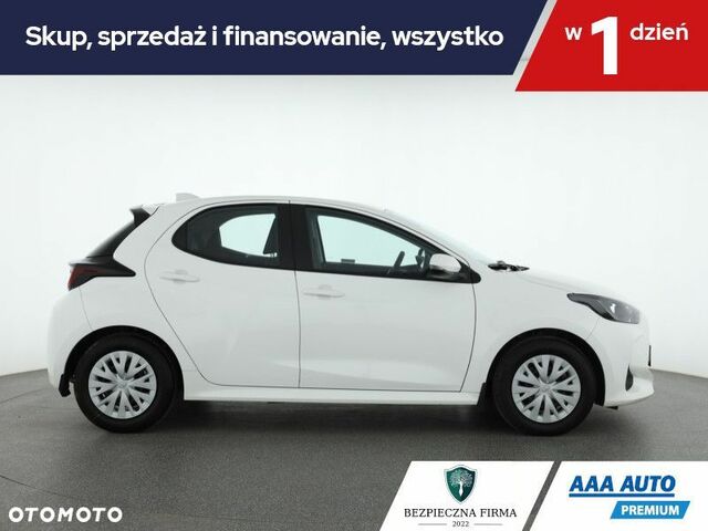 Тойота Ярис, объемом двигателя 1.49 л и пробегом 22 тыс. км за 17927 $, фото 6 на Automoto.ua