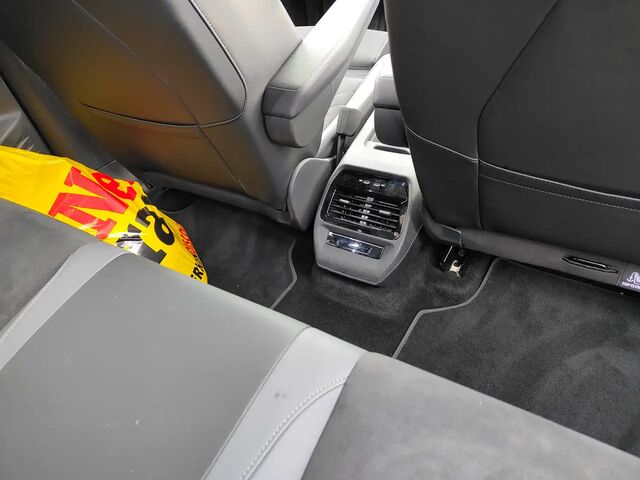 Фольксваген ID.4 2024 в Европе на Automoto.ua Черный Фольксваген ID.4, объемом двигателя 0 л и пробегом 30 тыс. км за 40246 $, фото 8 на Automoto.ua