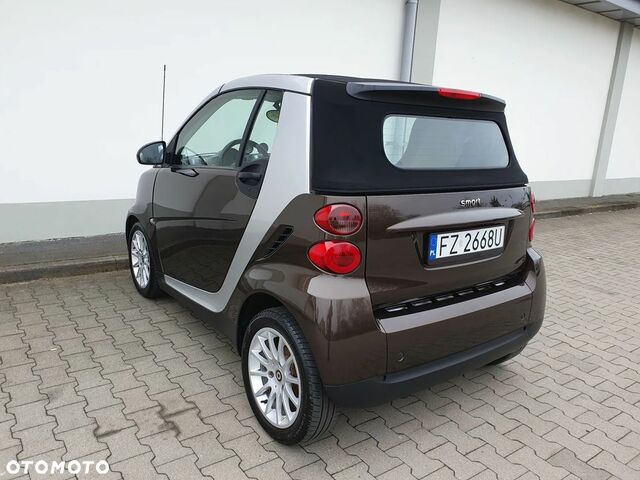 Смарт Fortwo, об'ємом двигуна 1 л та пробігом 151 тис. км за 5162 $, фото 27 на Automoto.ua