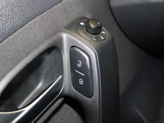 Фольксваген Поло 2009 у Європі на Automoto.ua Сірий Фольксваген Поло, об'ємом двигуна 1.39 л та пробігом 142 тис. км за 5781 $, фото 12 на Automoto.ua