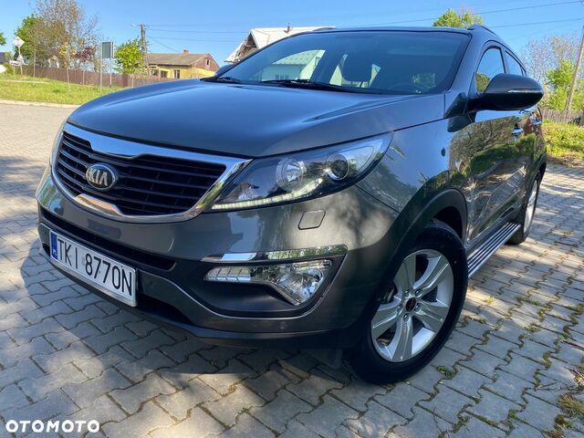 Кіа Sportage, об'ємом двигуна 1.59 л та пробігом 171 тис. км за 9698 $, фото 10 на Automoto.ua