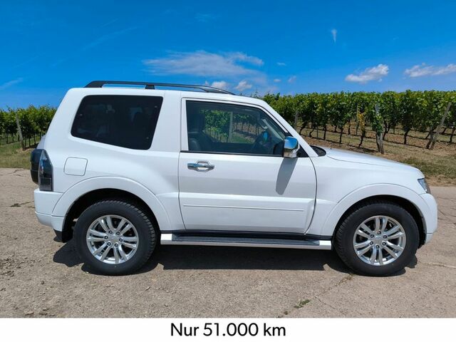 Міцубісі Паджеро 2016 у Європі на Automoto.ua Білий Міцубісі Паджеро, об'ємом двигуна 3.2 л та пробігом 51 тис. км за 41884 $, фото 4 на Automoto.ua