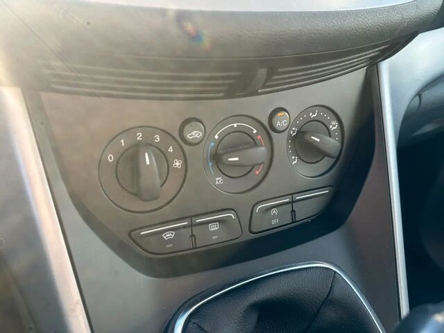 Форд Сі-Макс 2014 у Європі на Automoto.ua Коричневий Форд Сі-Макс, об'ємом двигуна 1 л та пробігом 98 тис. км за 4018 $, фото 11 на Automoto.ua