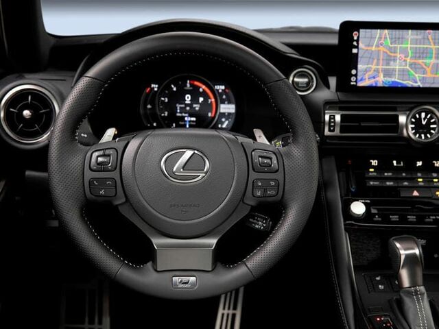 Lexus IS 2023 салон Дивитись фото салону Lexus IS 2023