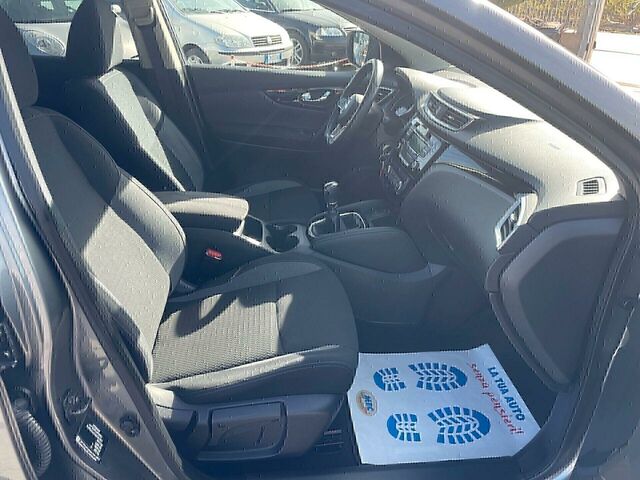 Ніссан Кашкай 2018 у Європі на Automoto.ua Сірий Ніссан Кашкай, об'ємом двигуна 1.46 л та пробігом 156 тис. км за 15500 $, фото 5 на Automoto.ua