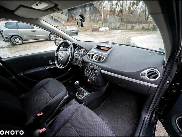 Рено Клио, объемом двигателя 1.15 л и пробегом 190 тыс. км за 3024 $, фото 32 на Automoto.ua