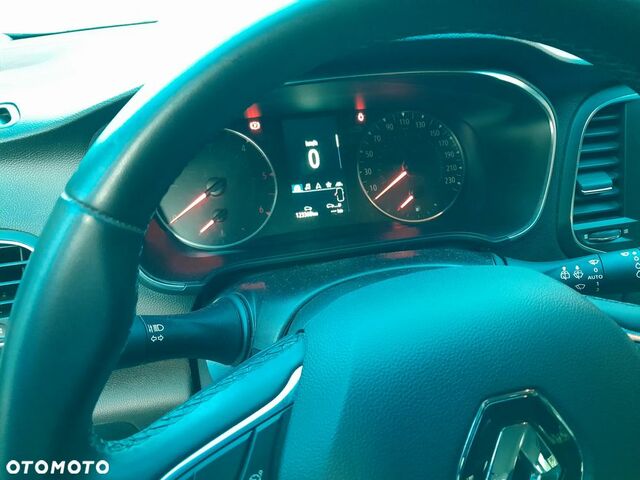 Рено Меган 2022 у Європі на Automoto.ua Сірий Рено Меган, об'ємом двигуна 1 л та пробігом 132 тис. км за 12809 $, фото 9 на Automoto.ua