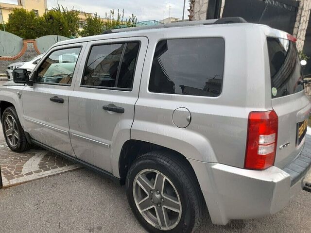 Джип Патриот 2009 в Европе на Automoto.ua Серый Джип Патриот, объемом двигателя 1.97 л и пробегом 198 тыс. км за 4000 $, фото 11 на Automoto.ua