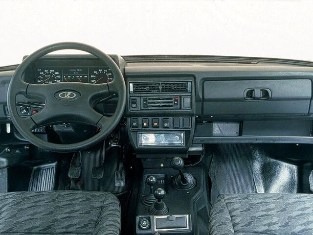 ВАЗ Нива, Внедорожник / Кроссовер 1995 - н.в. 2 1.8