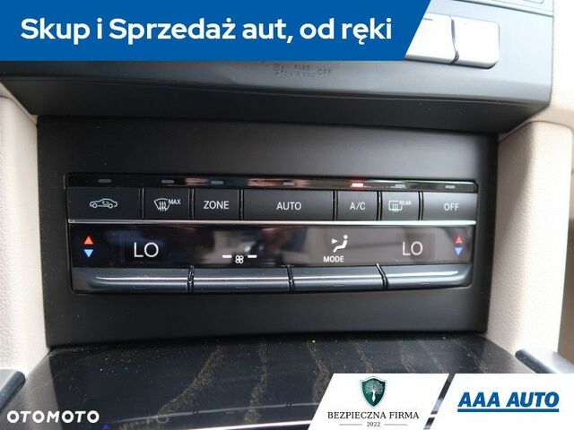 Мерседес Е-Клас, об'ємом двигуна 2.14 л та пробігом 99 тис. км за 20086 $, фото 13 на Automoto.ua