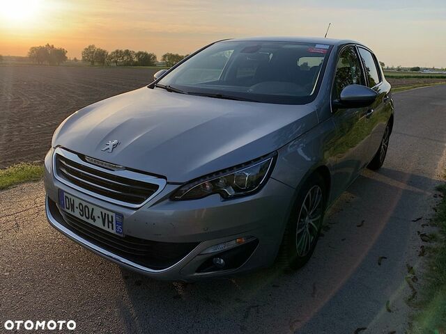 Пежо 308, объемом двигателя 1.2 л и пробегом 99 тыс. км за 5680 $, фото 18 на Automoto.ua