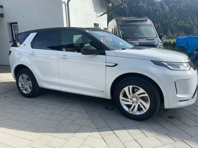 Белый Ленд Ровер Discovery Sport, объемом двигателя 2 л и пробегом 82 тыс. км за 39216 $, фото 2 на Automoto.ua