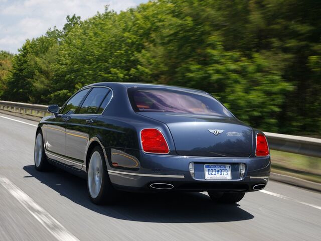 Бентлі Continental, Седан 2005 - н.в. Flying Spur 6.0 i W12 48V