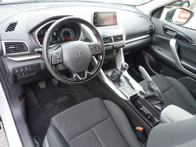 Мицубиси Eclipse Cross 2019 в Европе на Automoto.ua Мицубиси Eclipse Cross, объемом двигателя 1.5 л и пробегом 43 тыс. км за 17990 $, фото 7 на Automoto.ua