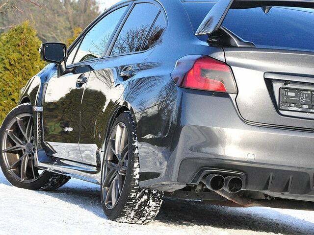 Серый Субару WRX STI, объемом двигателя 2.46 л и пробегом 47 тыс. км за 42380 $, фото 6 на Automoto.ua