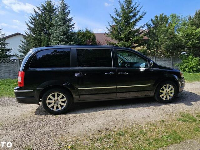 Крайслер Grand Voyager, об'ємом двигуна 3.78 л та пробігом 223 тис. км за 7343 $, фото 4 на Automoto.ua