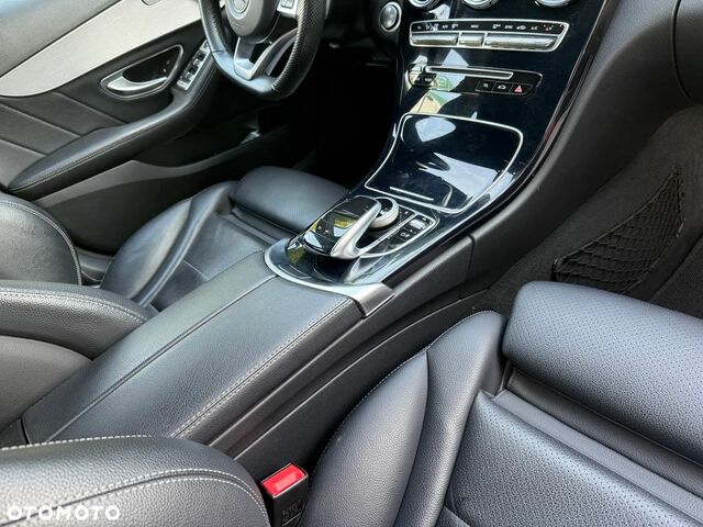 Мерседес Ц-Клас 2018 у Європі на Automoto.ua Білий Мерседес Ц-Клас, об'ємом двигуна 1 л та пробігом 97 тис. км за 23003 $, фото 8 на Automoto.ua