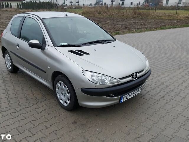 Пежо 206, объемом двигателя 1.4 л и пробегом 120 тыс. км за 1274 $, фото 5 на Automoto.ua