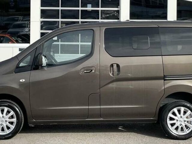 Коричневий Ніссан NV200, об'ємом двигуна 1.46 л та пробігом 80 тис. км за 24301 $, фото 8 на Automoto.ua