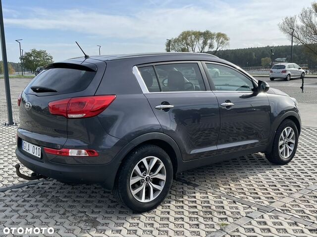 Кіа Sportage, об'ємом двигуна 1.59 л та пробігом 153 тис. км за 11123 $, фото 3 на Automoto.ua