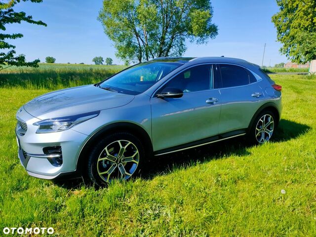 Киа XCeed, объемом двигателя 1.6 л и пробегом 52 тыс. км за 19436 $, фото 1 на Automoto.ua