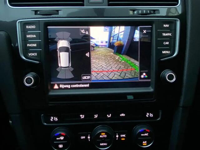 Фольксваген Golf GTE 2015 у Європі на Automoto.ua Чорний Фольксваген Golf GTE, об'ємом двигуна 1.4 л та пробігом 100 тис. км за 16750 $, фото 11 на Automoto.ua