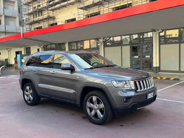 Джип Гранд Чероки 2012 в Европе на Automoto.ua Джип Гранд Чероки, объемом двигателя 2.99 л и пробегом 90 тыс. км за 15162 $, фото 4 на Automoto.ua