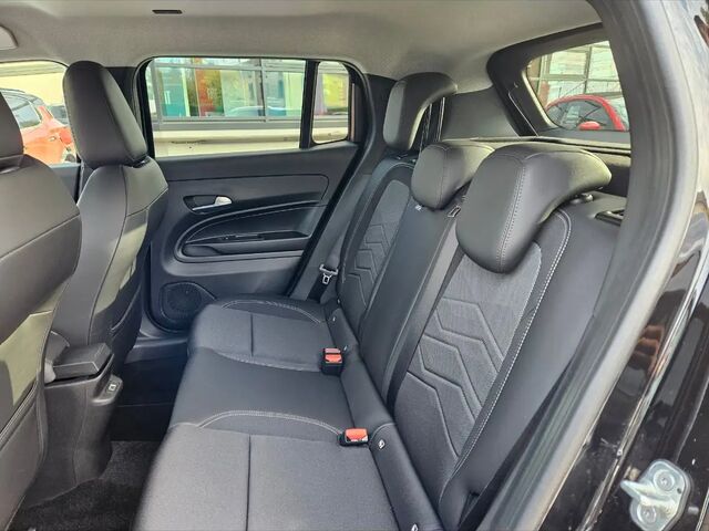 Джип Avenger 2025 в Европе на Automoto.ua Черный Джип Avenger, объемом двигателя 1.2 л и пробегом 10 тыс. км за 31312 $, фото 12 на Automoto.ua