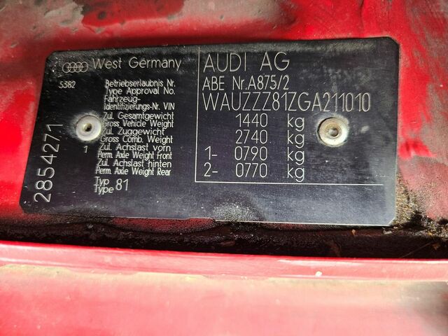 Червоний Ауді 80, об'ємом двигуна 1.76 л та пробігом 254 тис. км за 5813 $, фото 8 на Automoto.ua