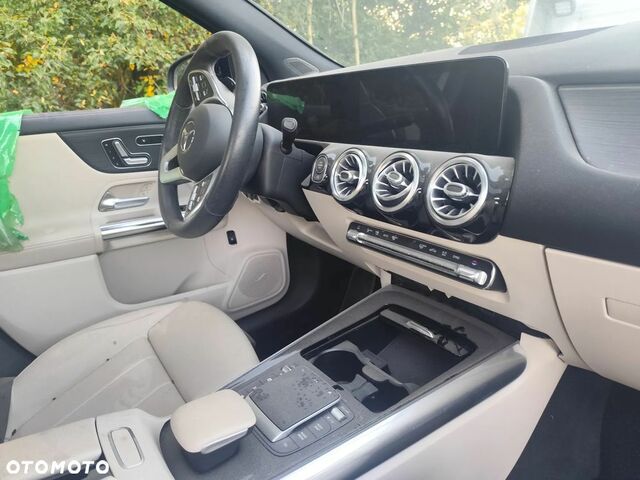 Мерседес ГЛА-Класс 2020 в Европе на Automoto.ua Серый Мерседес ГЛА-Класс, объемом двигателя 1 л и пробегом 91 тыс. км за 11356 $, фото 8 на Automoto.ua