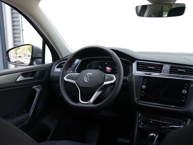 Фольксваген Tiguan Allspace 2024 у Європі на Automoto.ua Сірий Фольксваген Tiguan Allspace, об'ємом двигуна 1.5 л та пробігом 14 тис. км за 52257 $, фото 14 на Automoto.ua