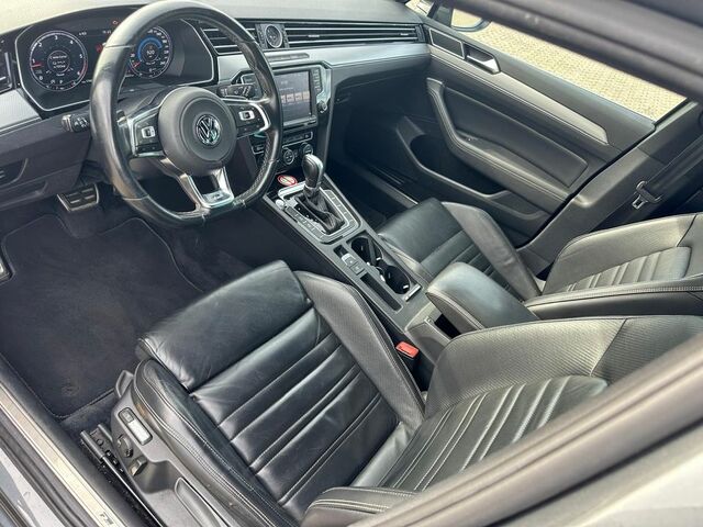 Фольксваген Пассат Вариант 2016 в Европе на Automoto.ua Серый Фольксваген Пассат Вариант, объемом двигателя 1.97 л и пробегом 290 тыс. км за 13922 $, фото 10 на Automoto.ua